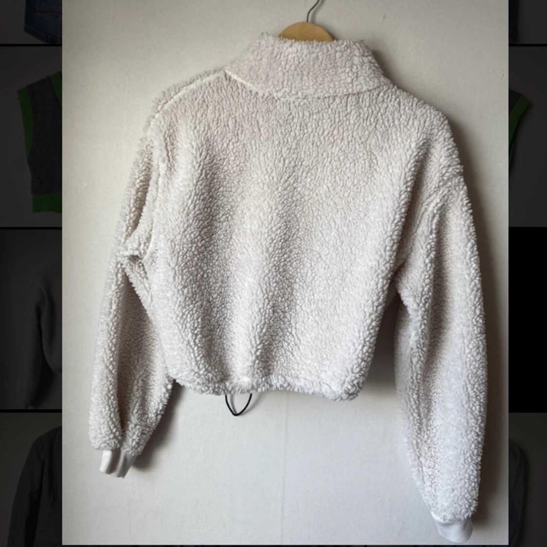 Divided x H&M cozy cropped jumper in white - 91