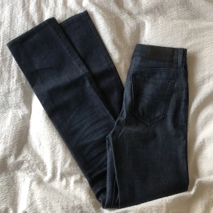 TIGER BOOTCUT - säljer ett par bootcut från tiger of sweden! jag är 174 och skulle säga att de är storlek s