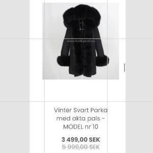 Parka jacka från butiken garoff.  Skriv privat för egna bilder/info kan fraktas och mötas upp.