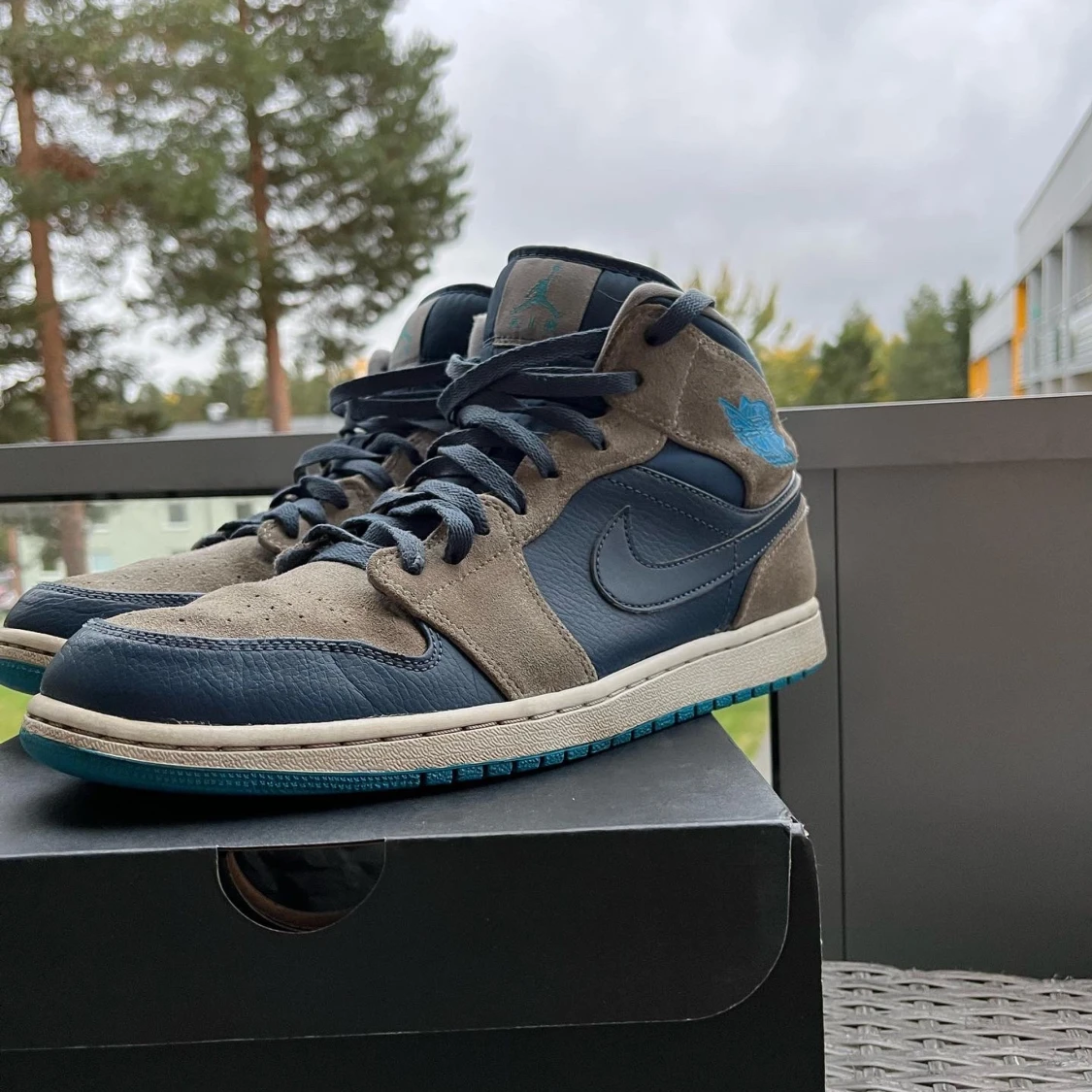 Jordan 1 Retro mid slate - 90