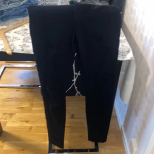 Skinny jeans - Skinny jeans  Oanvänd  Köparen står för frakten