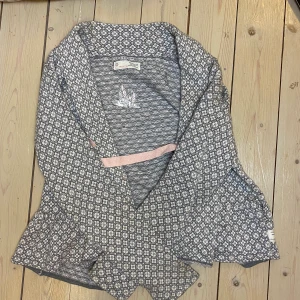 Kofta  - Helt ny Storlek XXS 