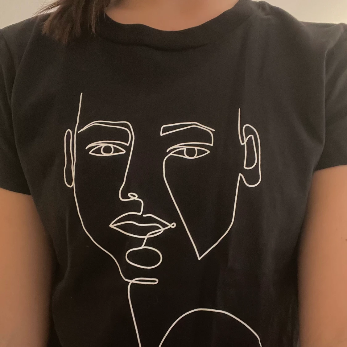 Svart T-shirt med tryck - 90