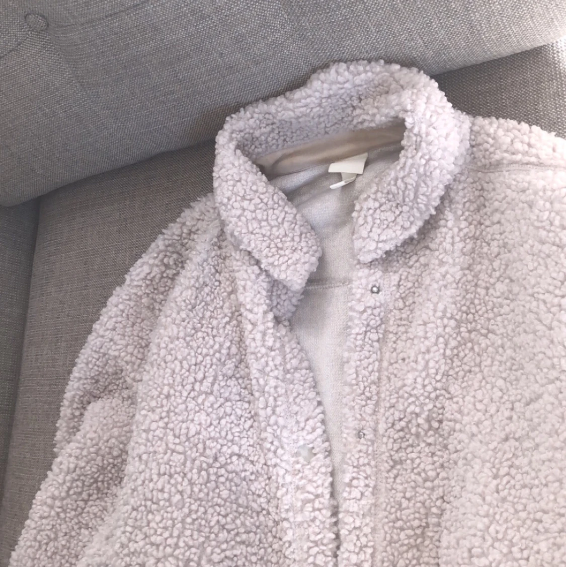 Ljusbeige teddyjacka, knappt använd  - 90