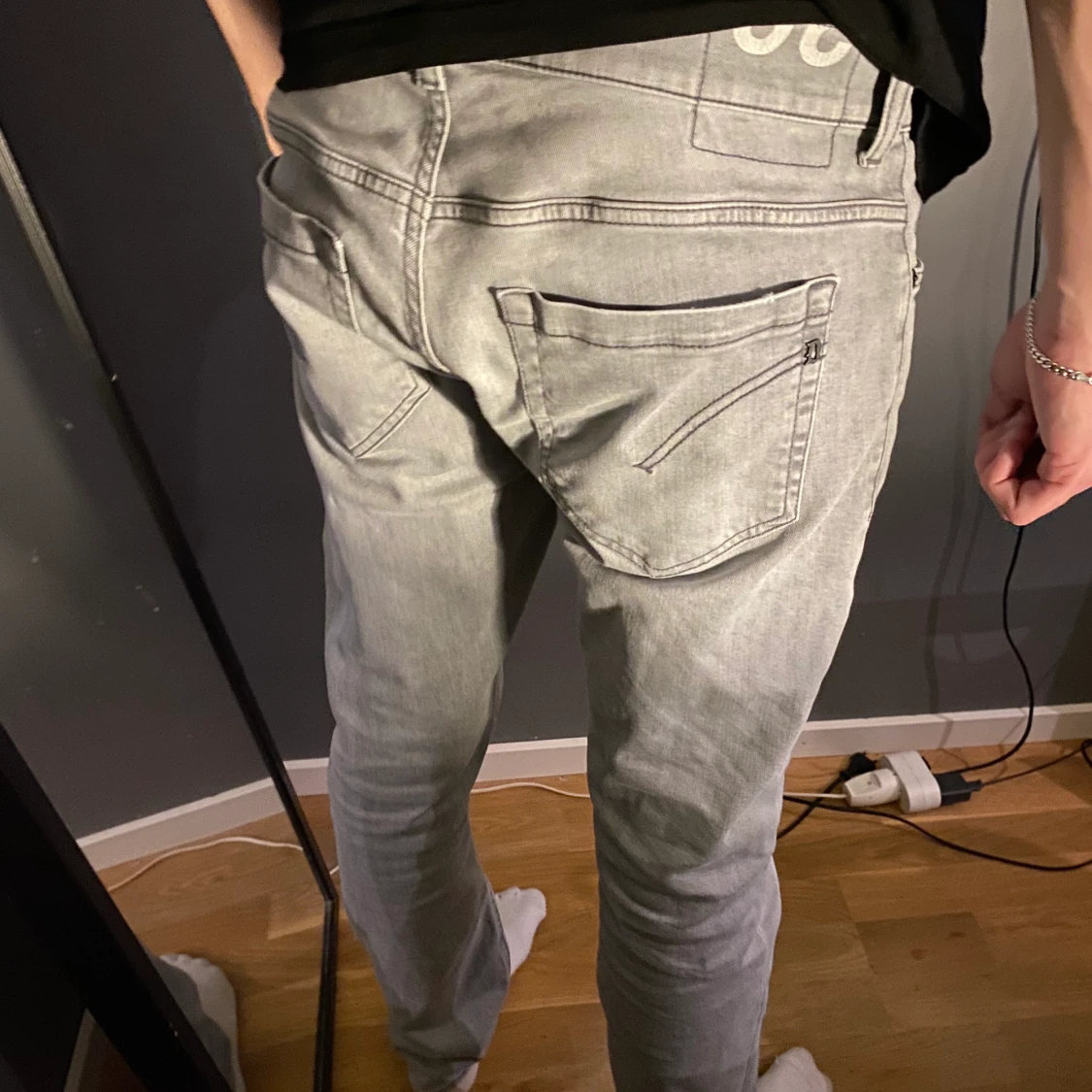 Säljer dondup jeans