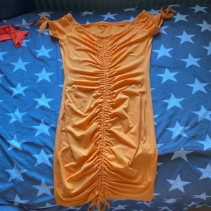 Shein  - Shein klänning, oanvänd, bra skick 