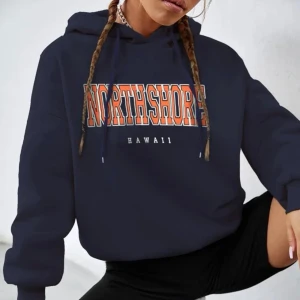 Hoodie med tryck - Ganska stor i storleken. Vill du ha fler bilder skriv. Använd 1 gång