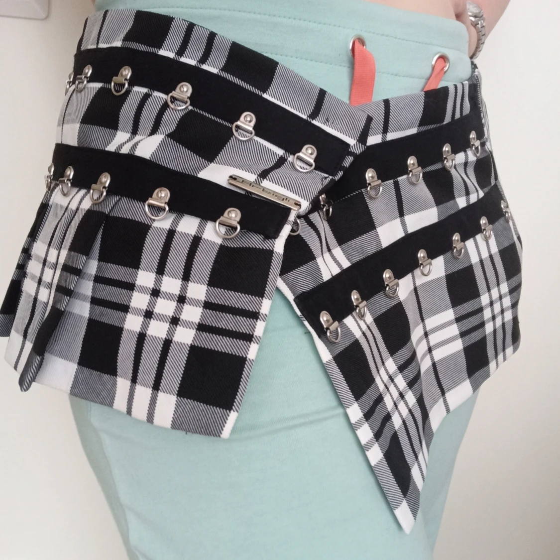 Y2K Topp / bälte / överkjol - 90