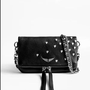 Zadig väska  - Så fin Zadig väska. Använd ett fåtal gånger så i superbra skick. Skriv för fler bilder. Lilla modellen. Säljer på grund av att den har inte kommit till användning! Köpt för 2500kr