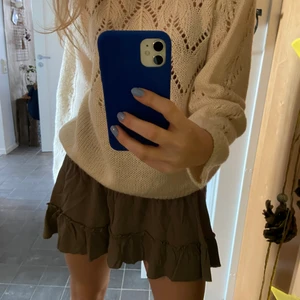 Kjol - Säljer denna söta kjol eftersom den är för liten för mig💞