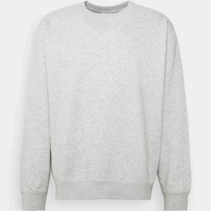 Weekday Grå - skick 10/10, aldrig använd