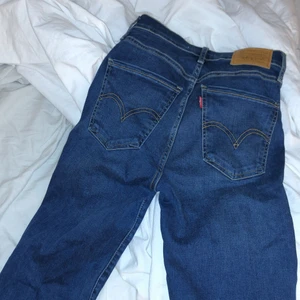Levis jeans - Sitter såå snyggt!
