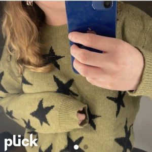 Tröja - 50kr+frakt🫶🏻ingen riktig storlek men skulle uppskatta de passar xs-s