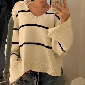 Stickad tröja - Säljer den här tröjan som jag använt några gånger! 