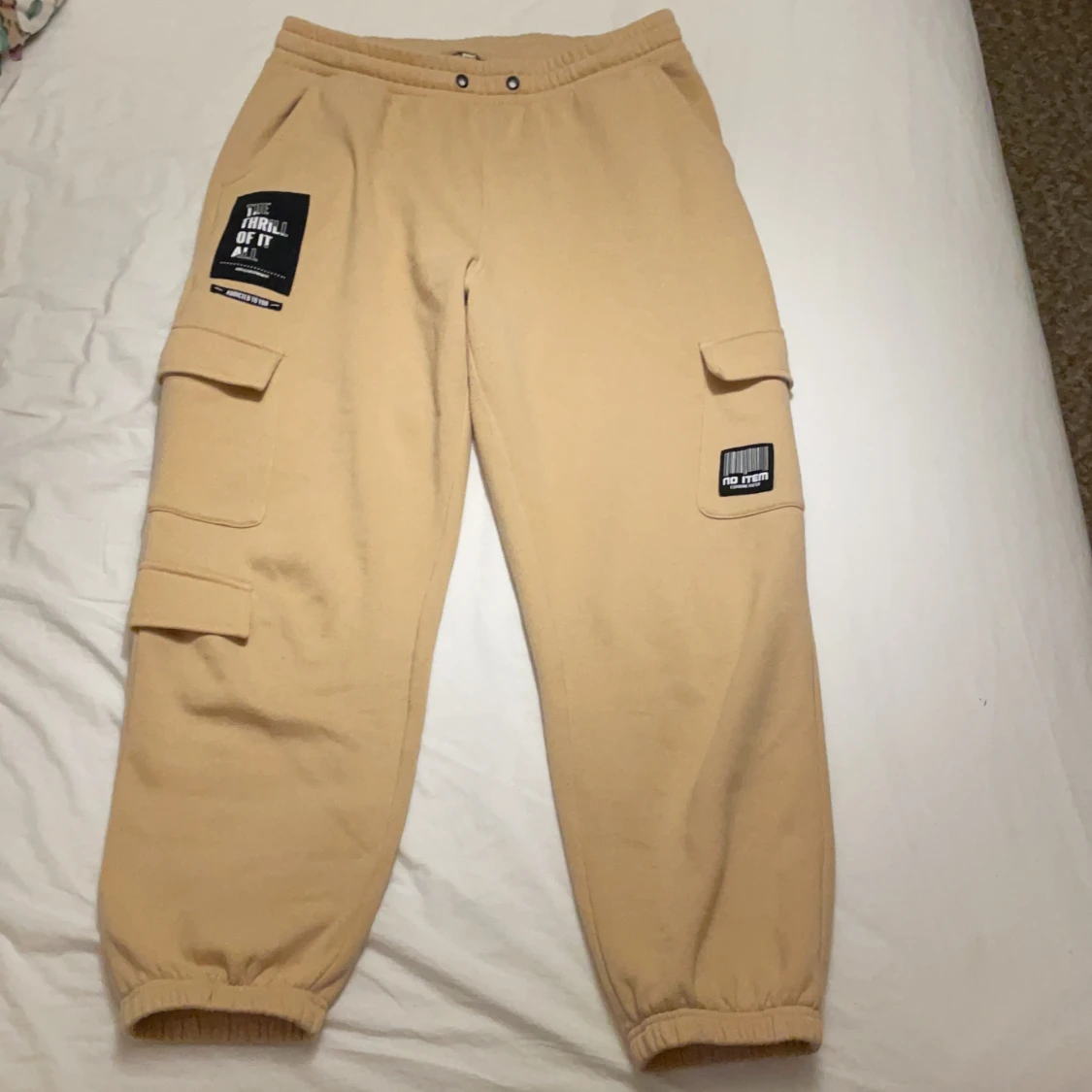 Byxor med cargo toutch