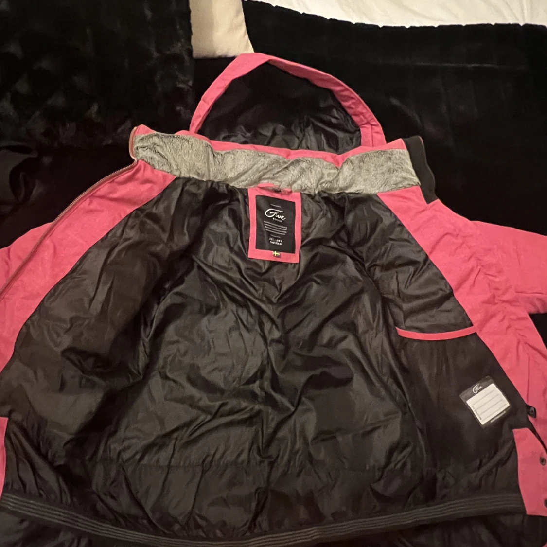 Skidjacka och skidglasögon - 90