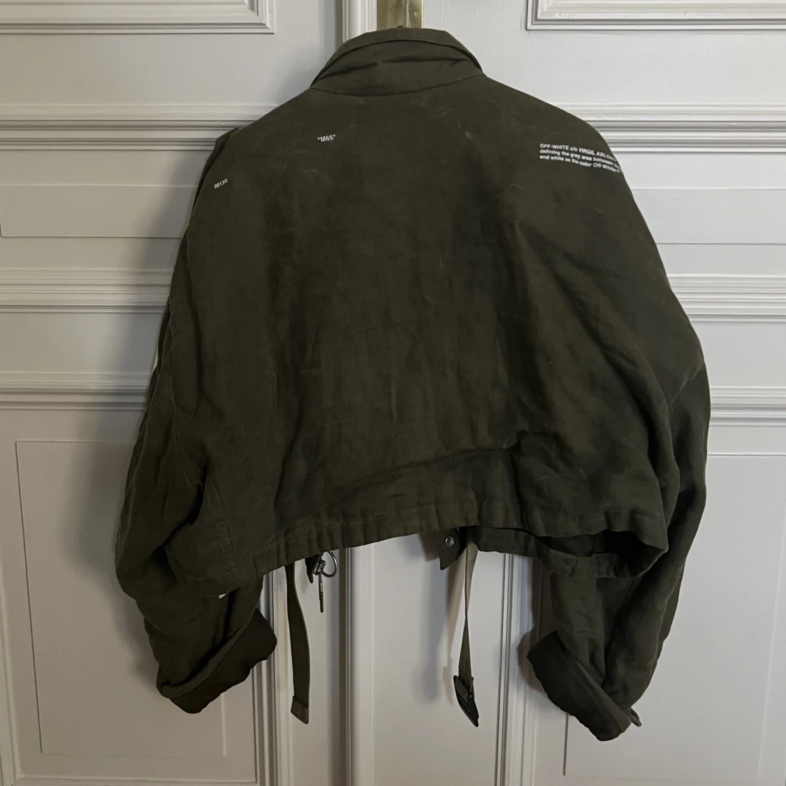 Off white jacka - 90