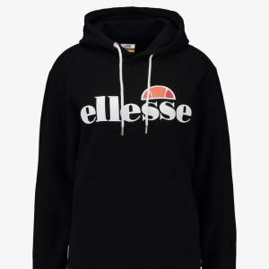 Säljer denna hoodie då den inte är min stil! Köpt på Zalando för 700kr, som ny