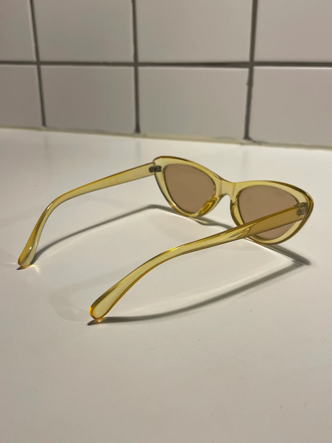 Gula Solglasögon  - 90