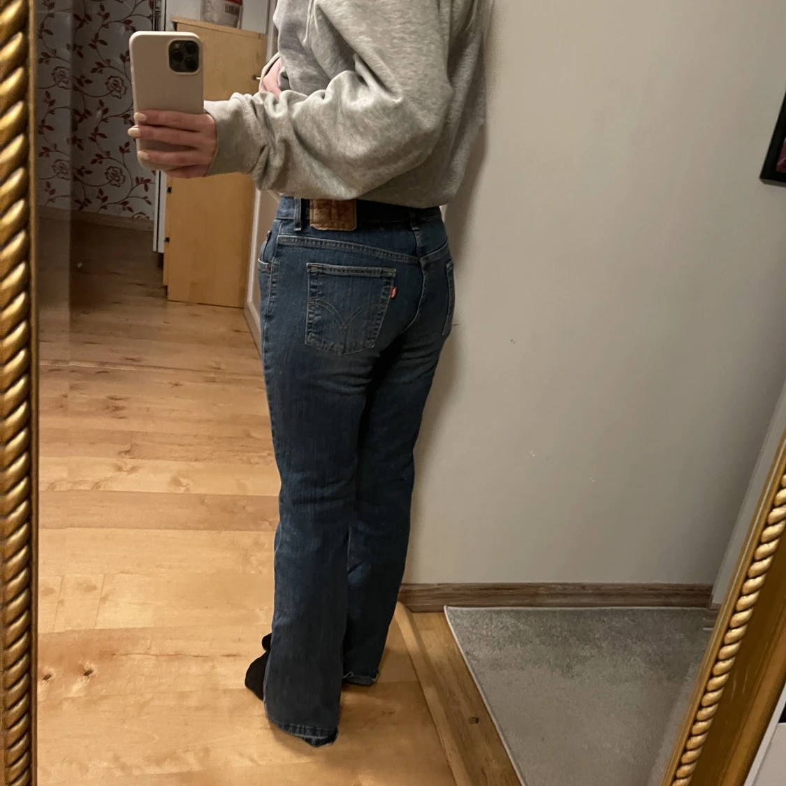 Lågmidjade bootcut Levis jeans - 90