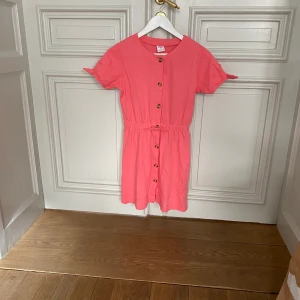 Sommarklänning den Zara - Sommarklänning från Zara