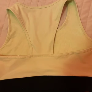 Oanvänd 130kr  - Bra kvalitet och aldrig använt. Det är små för mig . Storlek S . Betalar med Swish . Skickas ej 