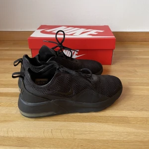 Nike herrskor - Nike herrskor som inte använts mycket, fint skick✨