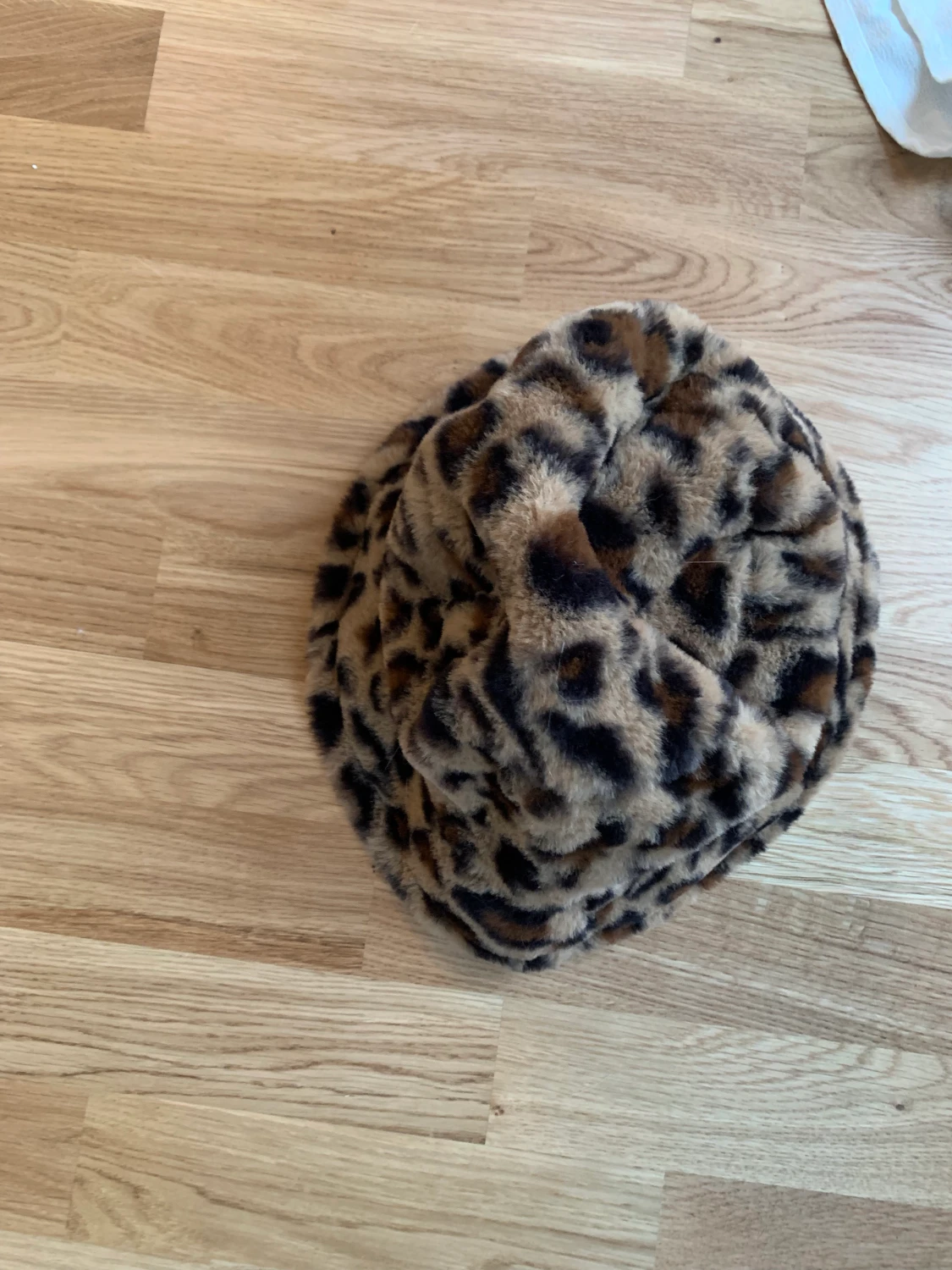 Leopard hatt  - 90