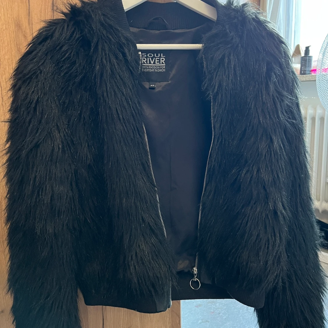 Fake pälsjacka