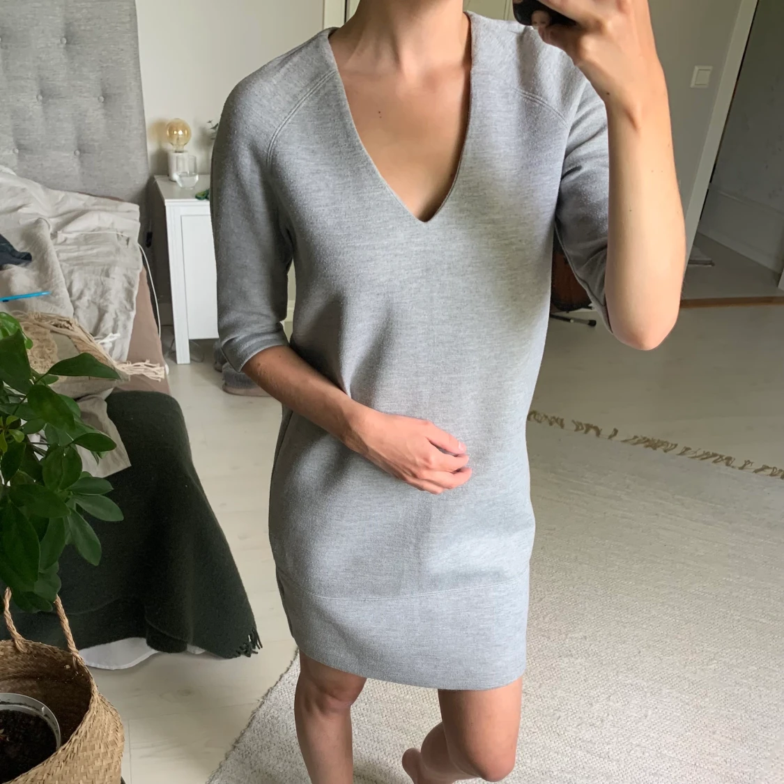 Grå klänning - 90