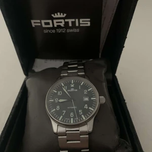 Fortis klocka - Fortis klocka äkta. Nypris över 7000kr. Jag säljer för 4999kr. Nyskick