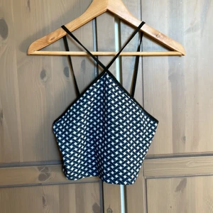 Topp - Stickad topp från zara i storlek s