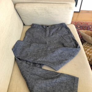 Uniqlo linnen och cotton pants - Sköna linnen och bomullsbyxor från uniqlo. Perfekta för varma sommardagar. Hyfsat oanvända och i toppenskick