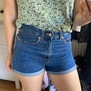 Jeanshorts - Jeansshorts