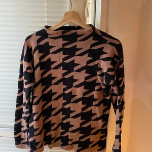 Kofta  - Som ny  #brun 