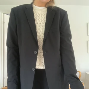 Oversized kavaj - Stor vintage kavaj i herrmodell, från märket Riley, fint skick💓 köparen står för frakt