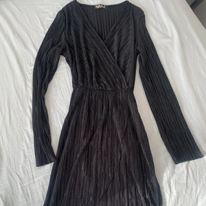 Klänning  - Svart klänning