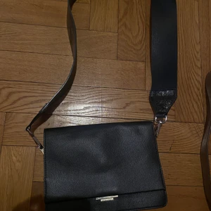 Väska  - 50kr