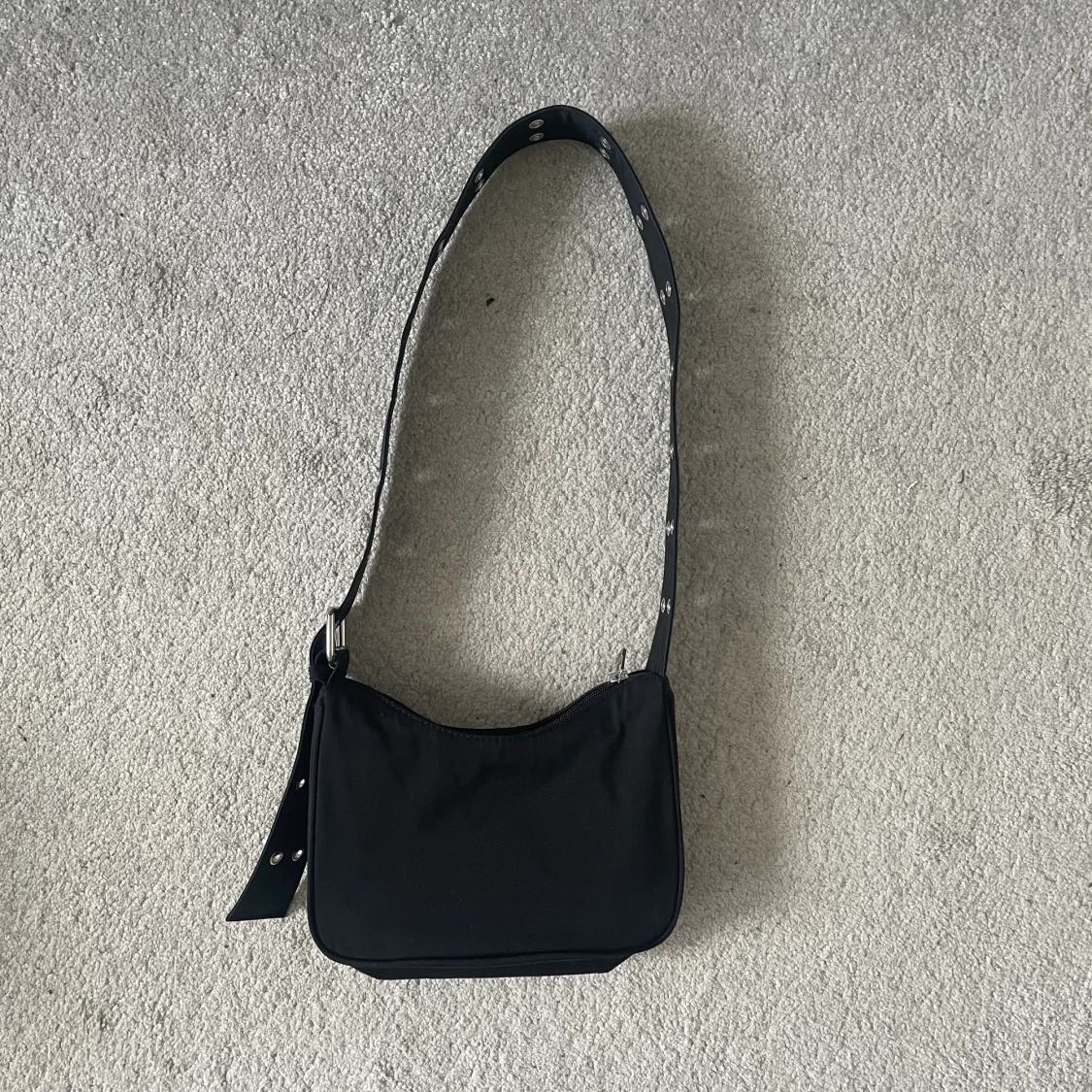 Axelväska weekday  - 90