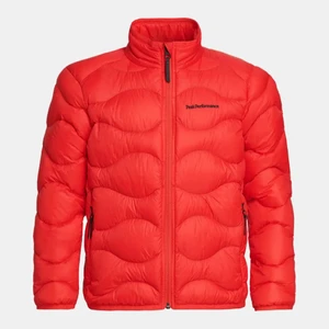 Peak performance jacka  - röd Peak performance dunjacka junior i strl 150. Bra skick då den knappt är använd. Skriv för flera bilder.