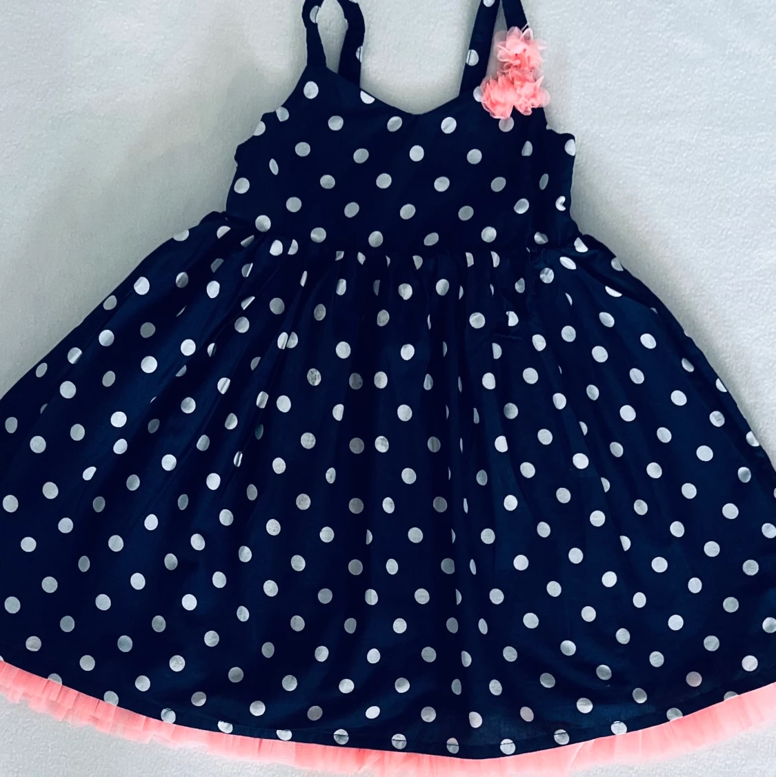 Marin blå klänning