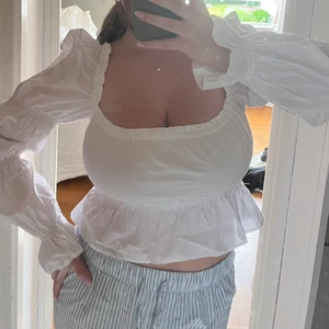 Blus från h&m - Säljer min fina blus 