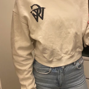 Collagetröja ifrån Carin Wester - Collagetröja ifrån Carin Wester, storlek S