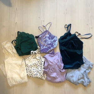 Linnen/toppar - Toppar i storlek xs. 20 kr/st. Billigare i köp av flera.