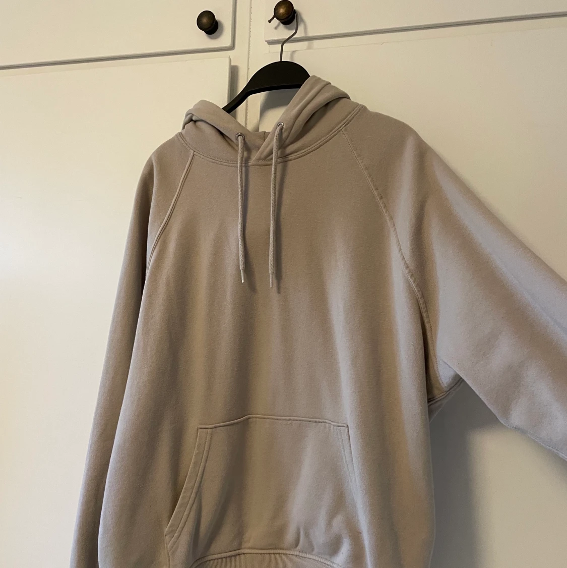 Beige hoodie - 91