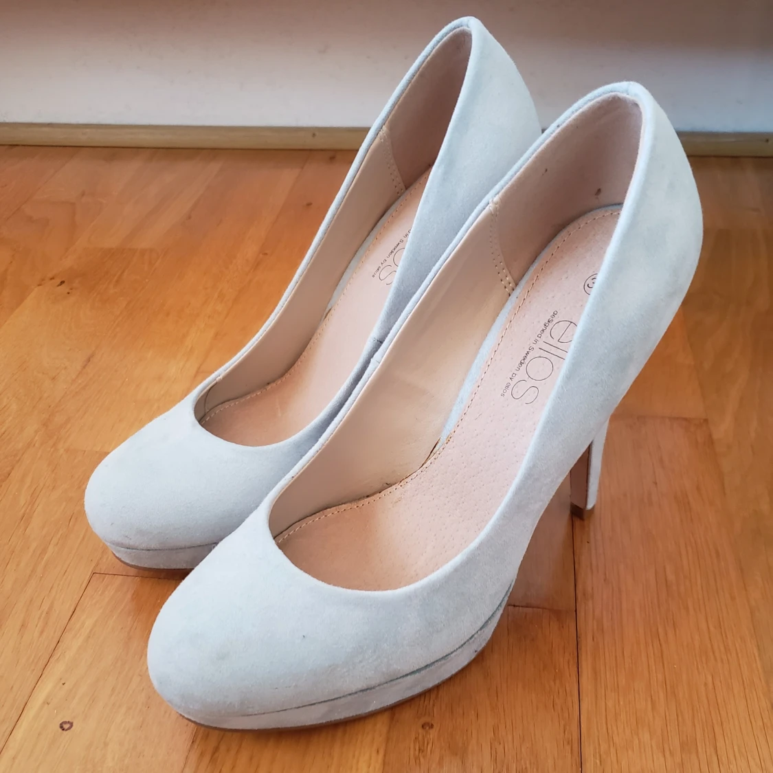 Ljusblå högklackade skor (strl38) - 91