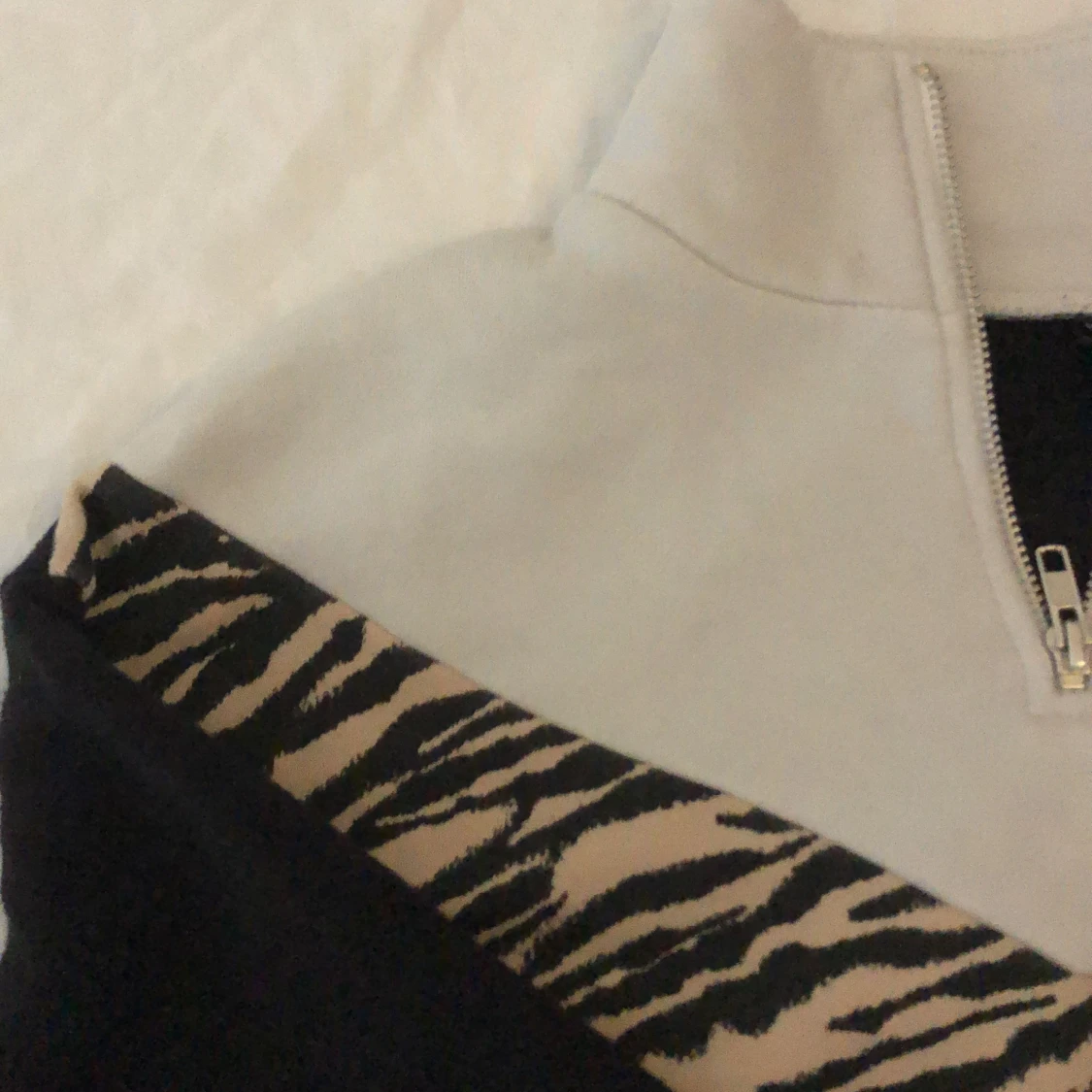 Sweatshirt med dragkedja  - 90