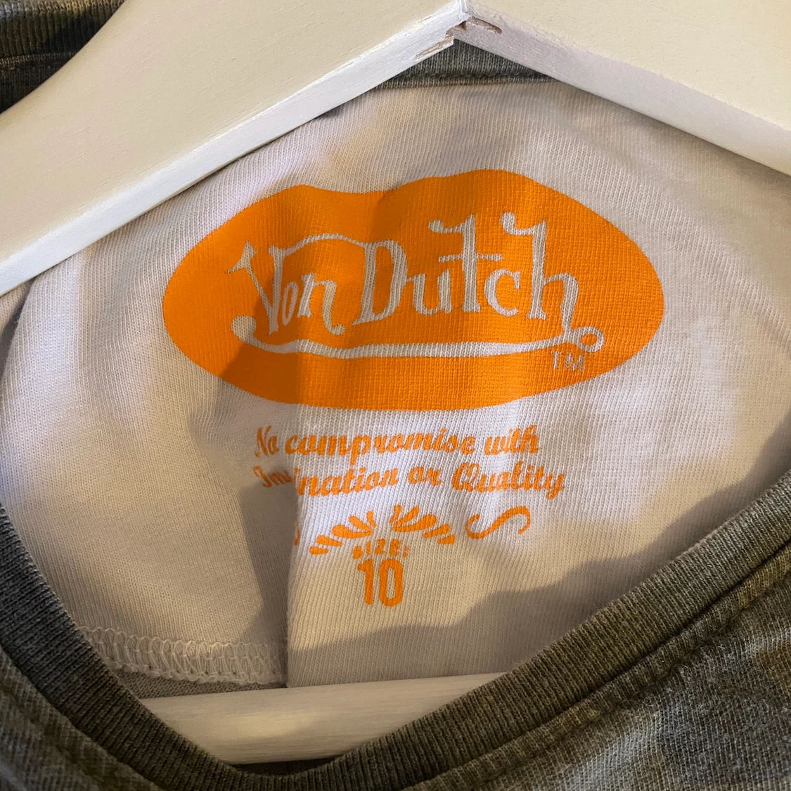 Söt camo Von dutch t-shirt c - 91