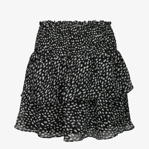 kjol - säljer en superfin kjol ifrån zalando i bra skick. Skriv privat för egna bilder. Storlek S och pris kan diskuteras 💘