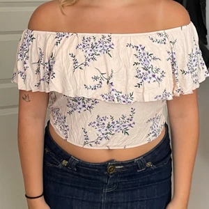 Rosa topp - Denna söta toppen är perfekt för sommaren, passar till allt. 💕 Köparen står för frakten